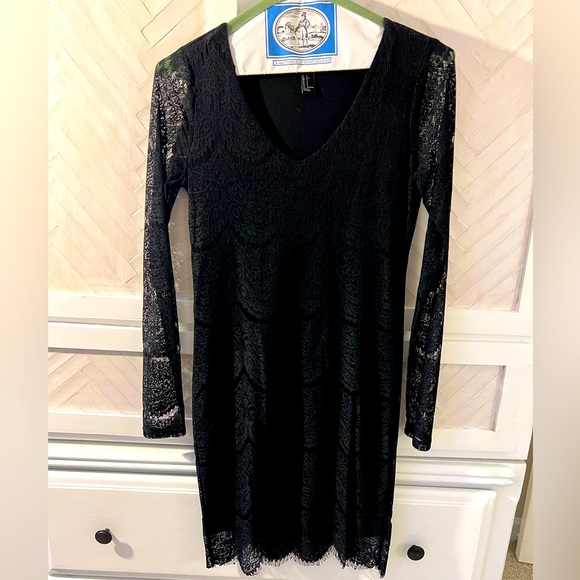 All over black lace dress with long sleeves - Picture 1 of 2